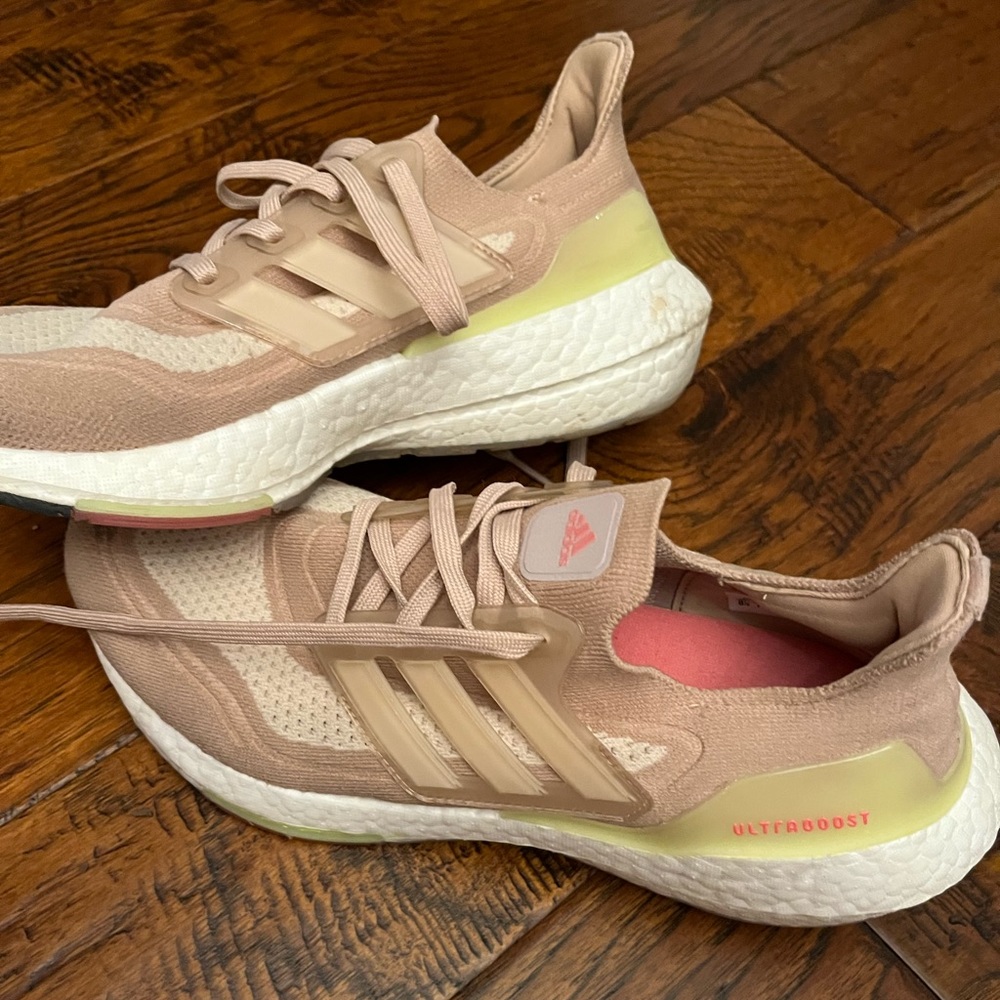 Women’s Adudas Ultraboost Sneakers: Cream and Lime Green